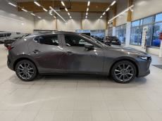 Hatchback 2.5 M Hybrid e-Skyactiv G Centre-line AT 140hv Talvirenkaat 0€, Rahoitus 0,99% (+kulut)