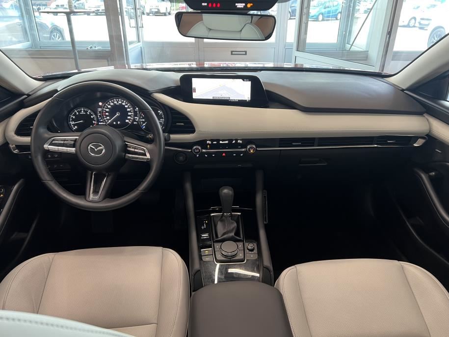 Sedan 2,0 (186hv) M Hybrid Skyactiv-X Elegance AT White leather Huippuvarusteet / Boseaudio
