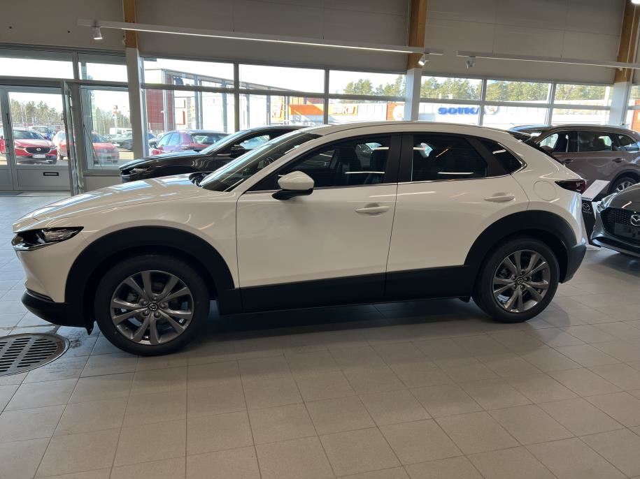 2,5 M Hybrid e-Skyactiv G Centre-line AT 140hv Sis. Talvirenkaat, Met.väri, Lämpöpaketti