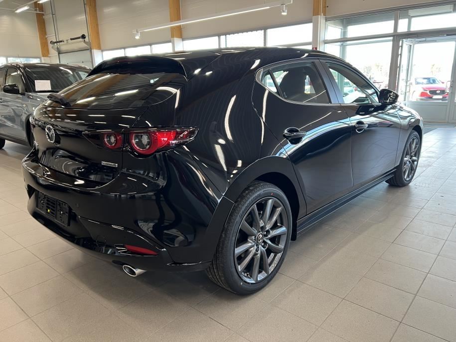 Hatchback 2.5 M Hybrid e-Skyactiv G Centre-line AT 140hv Sis. Talvirenkaat, Rahoitus 0% (+kulut),