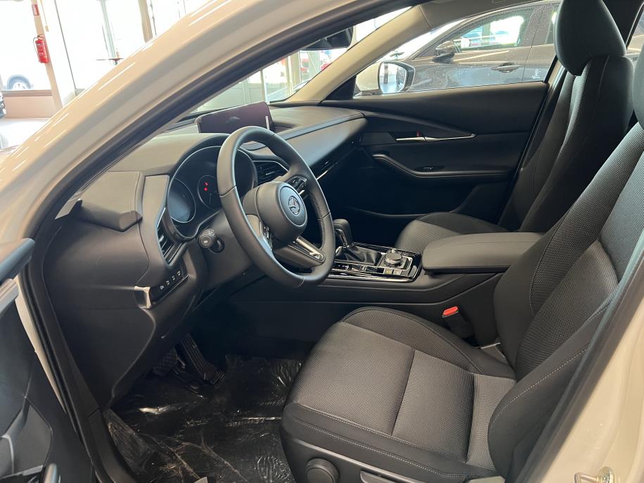 2,5 M Hybrid e-Skyactiv G Centre-line AT 140hv Sis. talvirenkaat, Rahoituskorko 0% (+kulut)