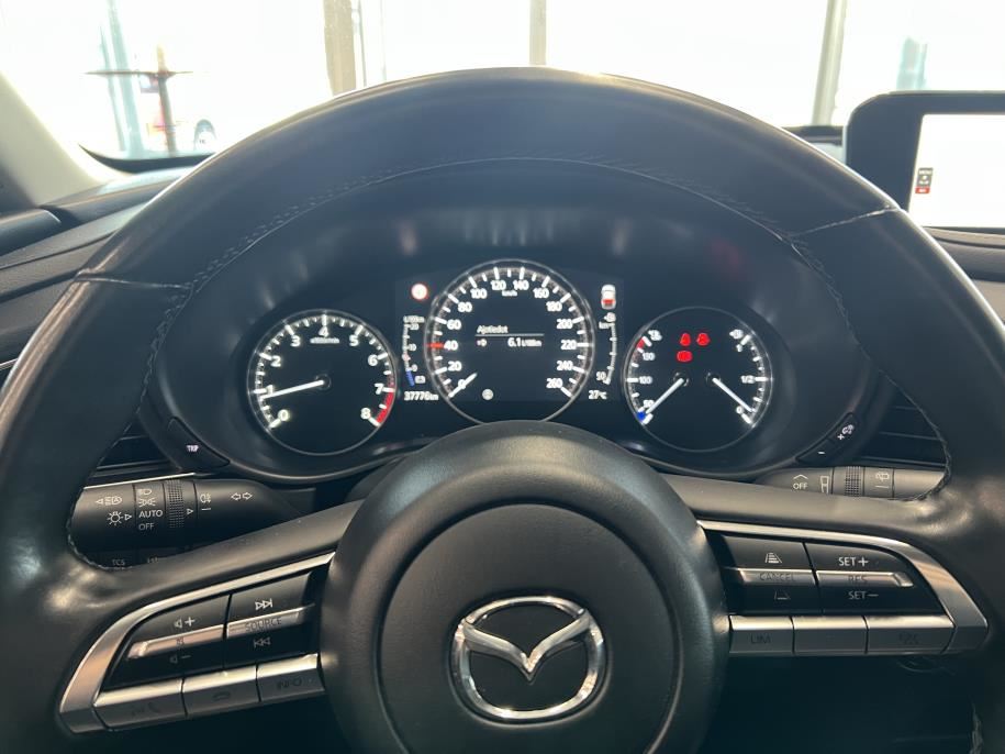 AWD 2,0 (186hv) M Hybrid e-Skyactiv-X Vision Plus MT