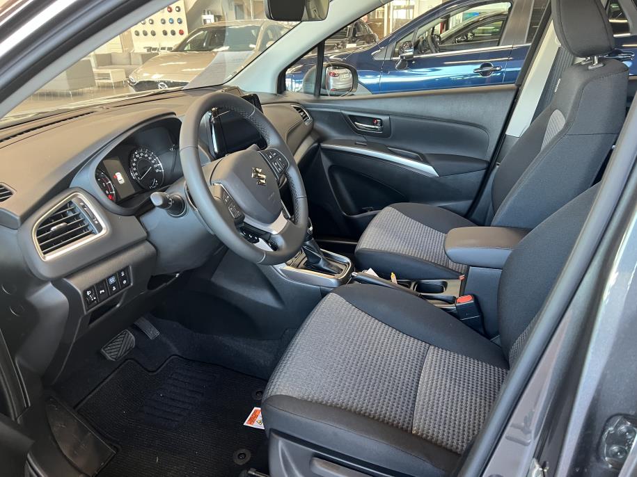 1,5 HYBRID 4WD GL+ 6AGS-aut Limited