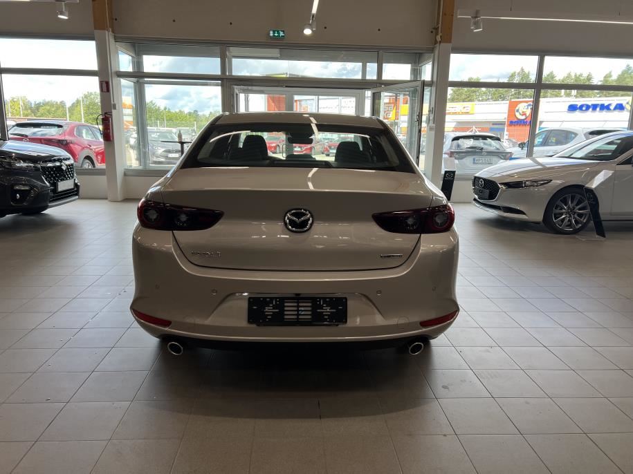 Sedan 2.5 M Hybrid e-Skyactiv G Centre-line AT 140hv Sis. met.väri, Talvirenkaat, Lämpöpaketti