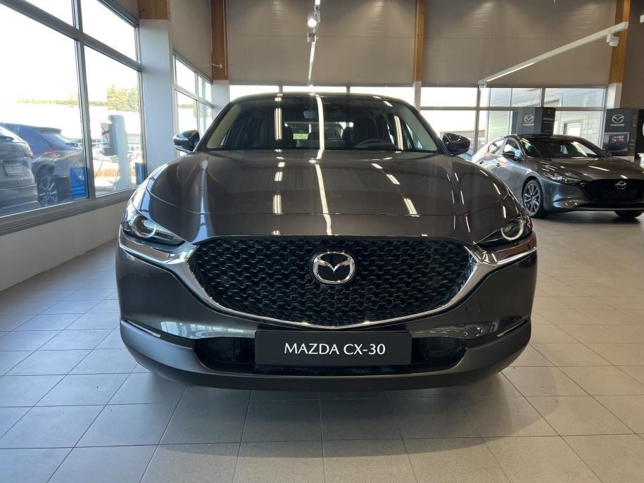 2,5 M Hybrid e-Skyactiv G Centre-line AT 140hv Sis. Met.väri, Talvirenkaat + Lämpöpaketti