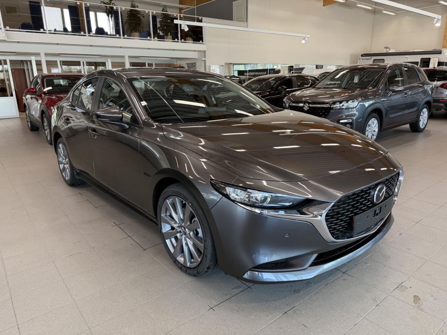 Sedan 2.5 M Hybrid e-Skyactiv G Centre-line AT 140hv Talvirenkaat / Met.väri / Lämpöpaketti