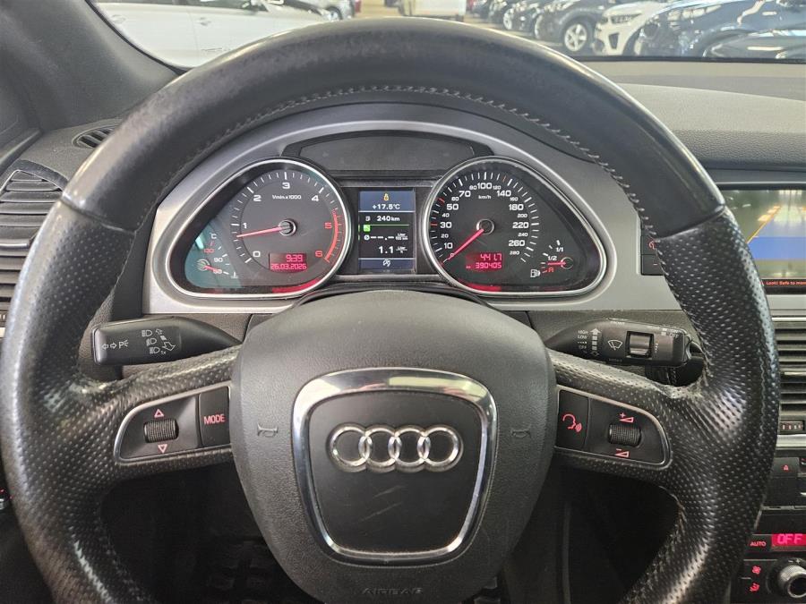 3,0 V6 TDI DPF 176 kW quattro tiptronic-autom. 7-ist. Start-Stop/ Sähkötoimiset istuimet/ Navi