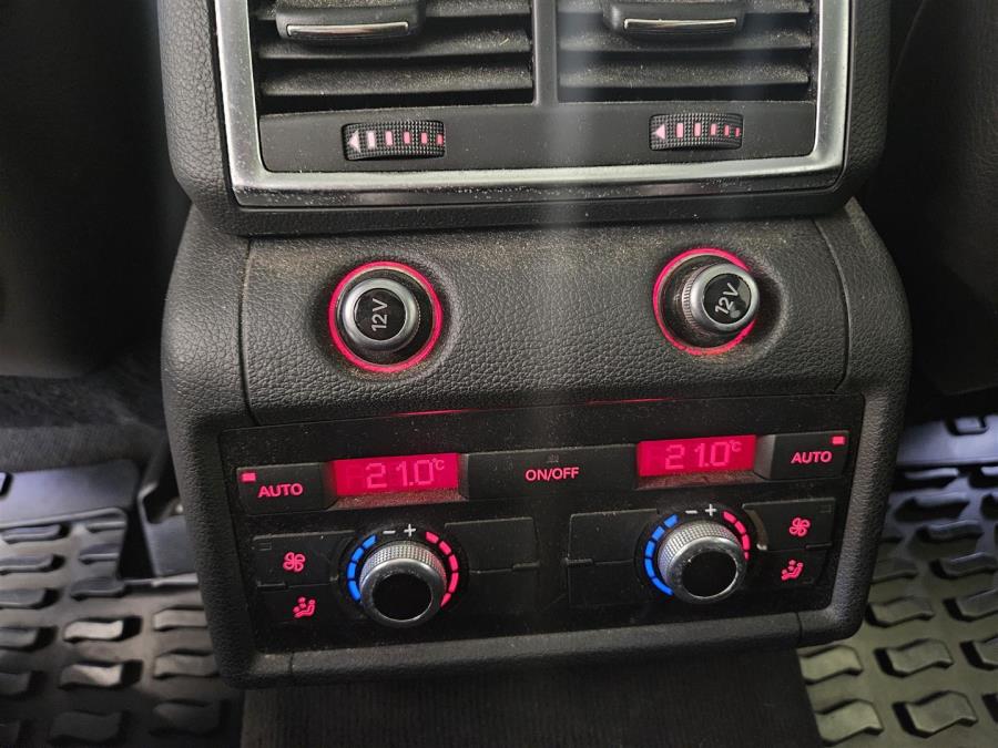 3,0 V6 TDI DPF 176 kW quattro tiptronic-autom. 7-ist. Start-Stop/ Sähkötoimiset istuimet/ Navi