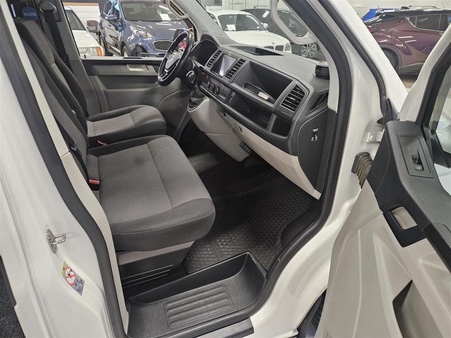 umpipakettiauto 2,0 TDI 110 kW DSG/ Webasto/ Koukku/ Ylläpitolaturi/ Peruutuskamera/ Tutkat