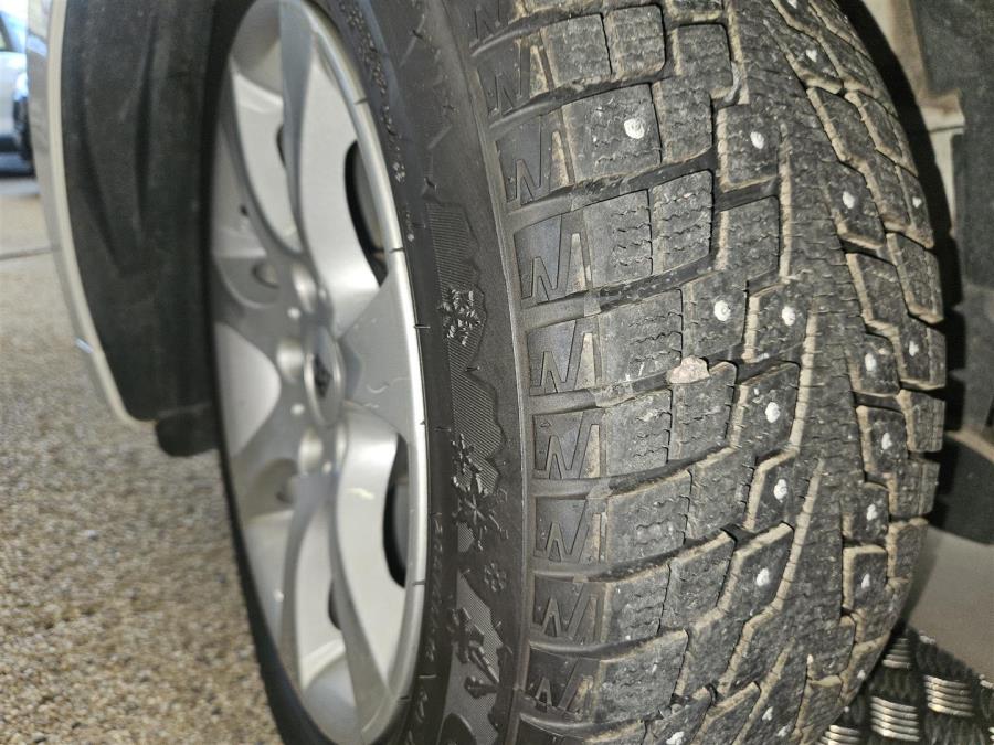 E87 Hatchback 5-ov Business/ Automaatti ilmastointi/ Suomi-auto/ Xenon valot/ Vakkari