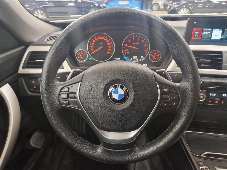 F34 Gran Turismo 320i A xDrive Business Exclusive / Suomi-auto / Navi / Peruutuskamera + tutkat