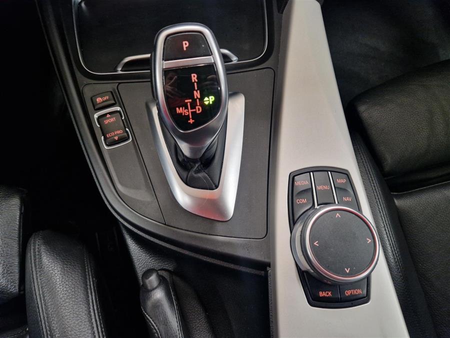 F34 Gran Turismo 320i A xDrive Business Exclusive / Suomi-auto / Navi / Peruutuskamera + tutkat