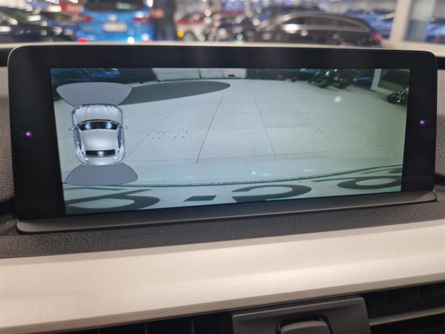 F34 Gran Turismo 320i A xDrive Business Exclusive / Suomi-auto / Navi / Peruutuskamera + tutkat