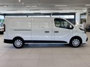 Van 2,0 dCi 145 A/T L2H1 1.2t FWD Working Star Blind FD Blind SSD /1 omistaja/Vetokoukku/ Webasto