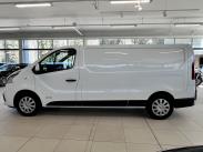 Van 2,0 dCi 145 A/T L2H1 1.2t FWD Working Star Blind FD Blind SSD /1 omistaja/Vetokoukku/ Webasto