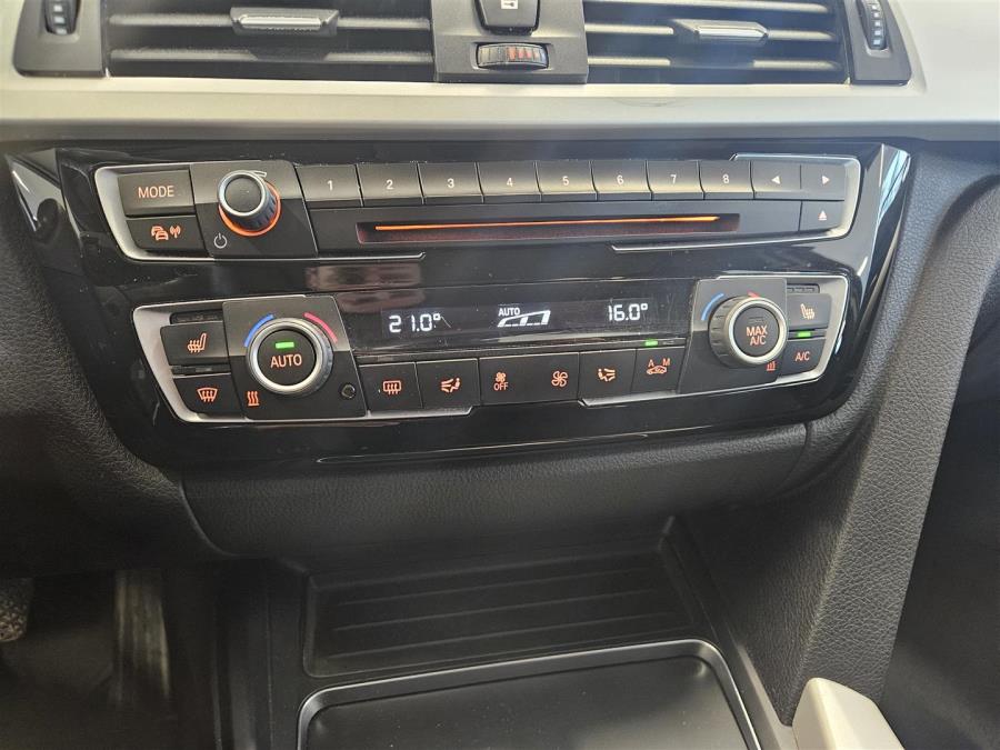 F30 Sedan 318i A Business Exclusive/ Suomiauto/ Defa lämpöpaketti/Bi-LED ajovalot/ Tutkat/ Alv