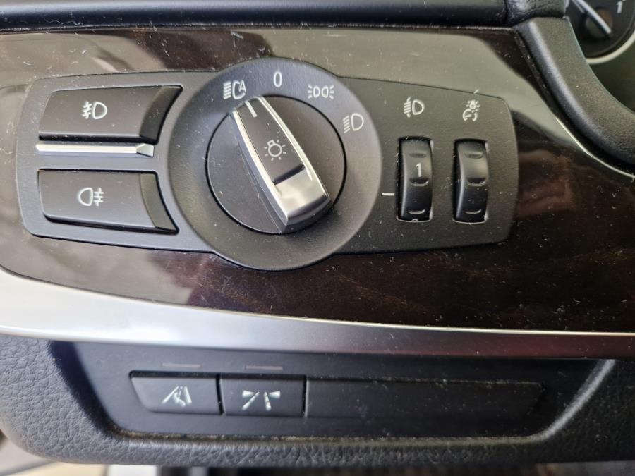 TwinPower Turbo A xDrive F10 4-ov / Navi / Automaatti pitkät / Peruutuskamera ja tutkat /Kattoluukku