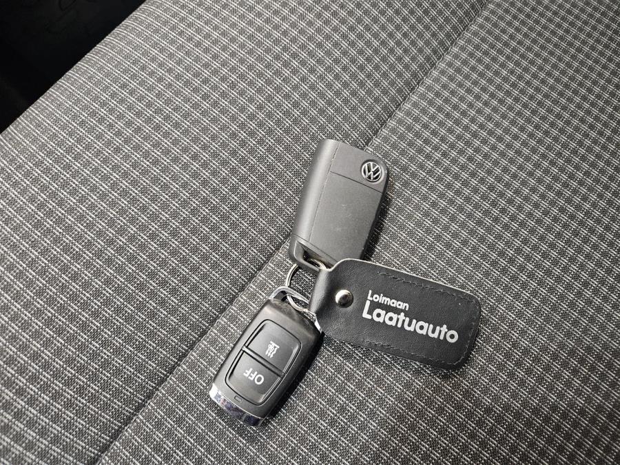 umpipakettiauto Pitkä 2,0 TDI 150 kW 4Motion DSG/ ALV/ 1.omistaja/ Webasto/ Koukku/ LED ajovalot