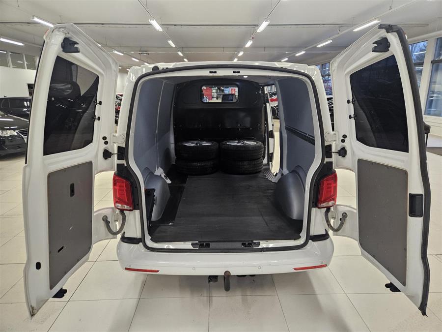 umpipakettiauto Pitkä 2,0 TDI 150 kW 4Motion DSG/ ALV/ 1.omistaja/ Webasto/ Koukku/ LED ajovalot