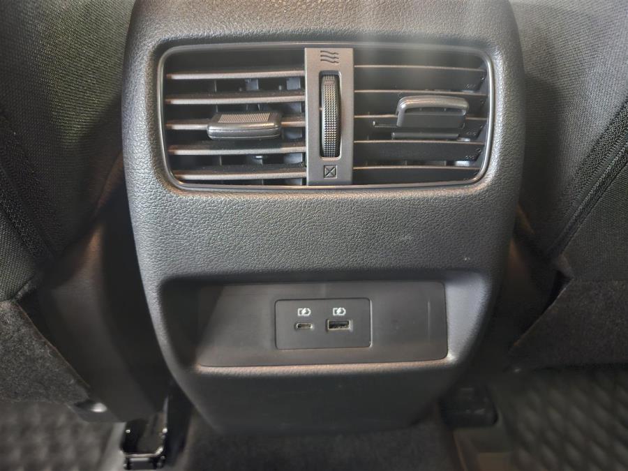 MHEV 158 Xtronic 2WD N-Connecta 12.3" TFT Comfort pack MY23/ Koukku/ Merkkihuollettu/ 360 Kamera