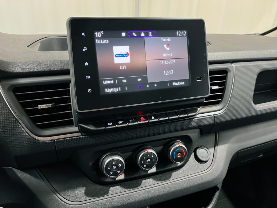 Van 2.0 dCi 150 hv man. L2H1 N-Connecta / Korko 0 % / 2 x sivuovi / Webasto kauko-ohj / Vanerointi