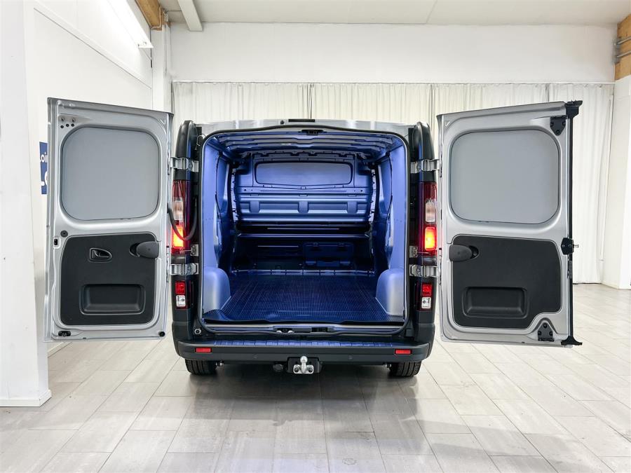 Van 2.0 dCi 150 hv man. L2H1 N-Connecta / Korko 0 % / 2 x sivuovi / Webasto kauko-ohj / Vanerointi