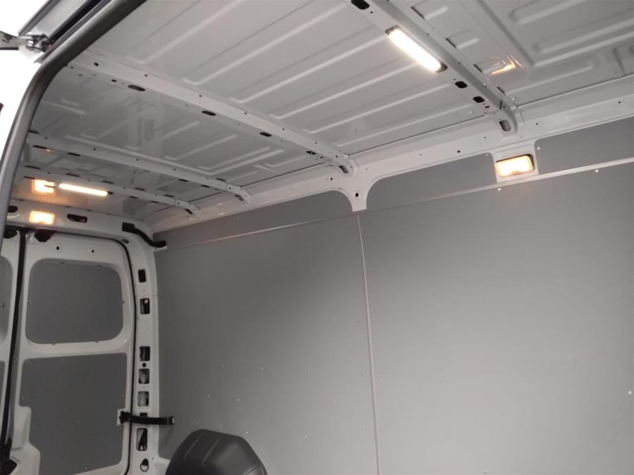 Van dCi 150 9 A/T N-Connecta L3H2
