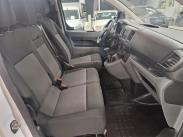 Van L Comfort 145 D Turbo S/S / Alv / 1-om / Suomi-auto / Webasto / Koukku / Vakkari / Sadetunnistin
