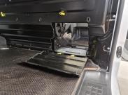 Van L Comfort 145 D Turbo S/S / Alv / 1-om / Suomi-auto / Webasto / Koukku / Vakkari / Sadetunnistin