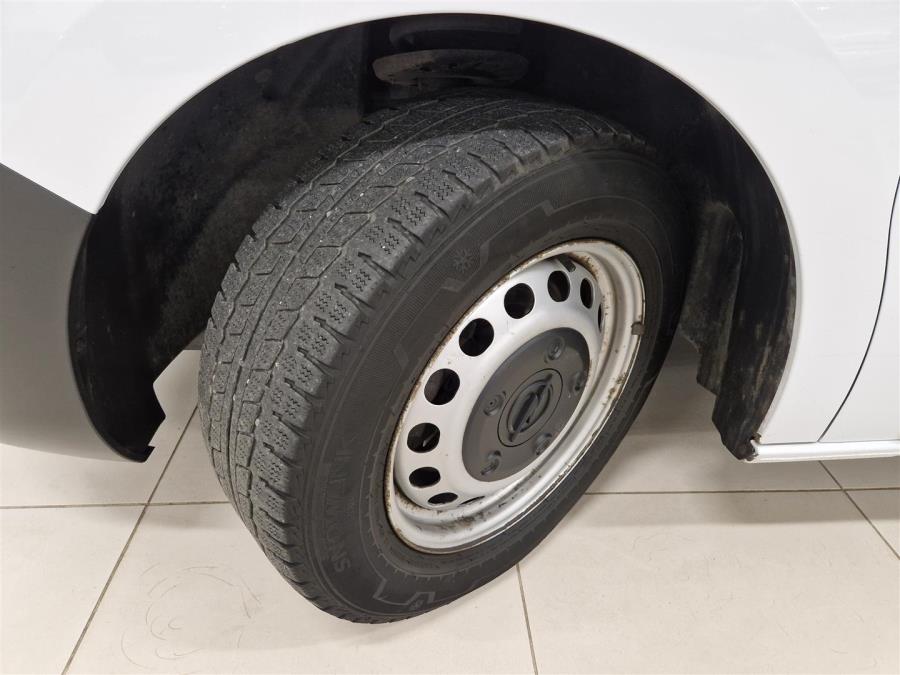 Van L Comfort 145 D Turbo S/S / Alv / 1-om / Suomi-auto / Webasto / Koukku / Vakkari / Sadetunnistin