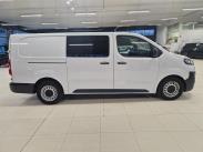 Van L Comfort 145 D Turbo S/S / Alv / 1-om / Suomi-auto / Webasto / Koukku / Vakkari / Sadetunnistin