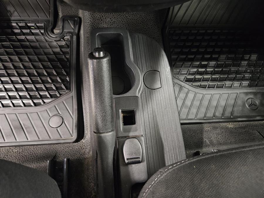 109CDI K pitkä A3/ 3 paik./ ALV/ Webasto/ Koukku/ Ilmastointi/ Cruise/ Suomiauto/ Peruutuskamera