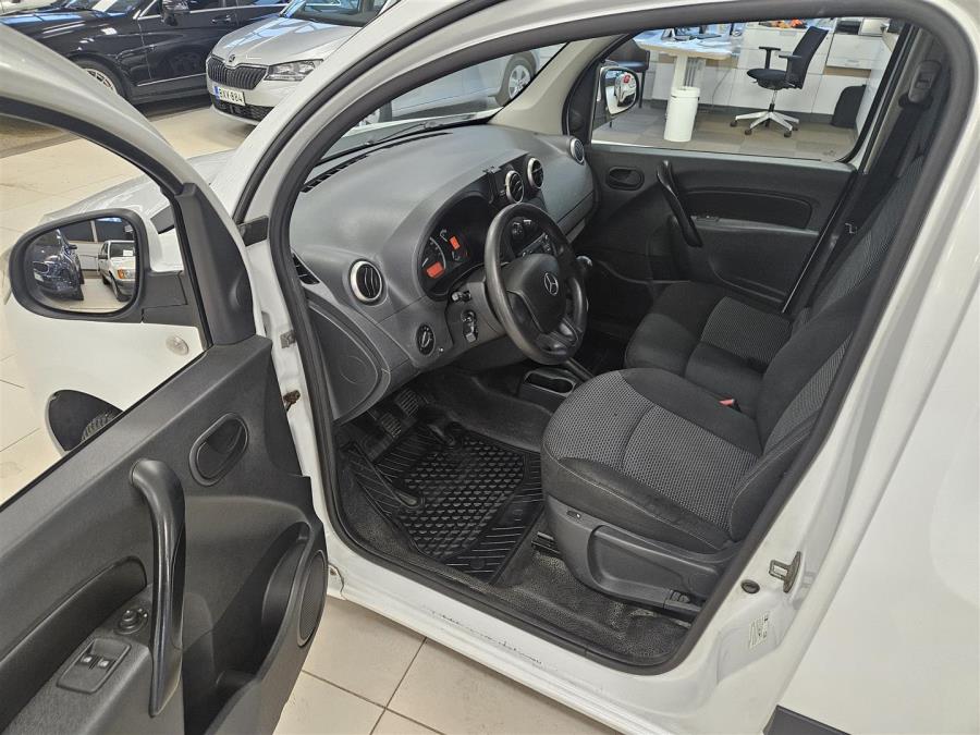 109CDI K pitkä A3/ 3 paik./ ALV/ Webasto/ Koukku/ Ilmastointi/ Cruise/ Suomiauto/ Peruutuskamera