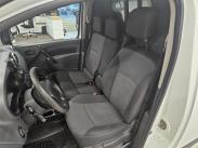 109CDI K pitkä A3/ 3 paik./ ALV/ Webasto/ Koukku/ Ilmastointi/ Cruise/ Suomiauto/ Peruutuskamera