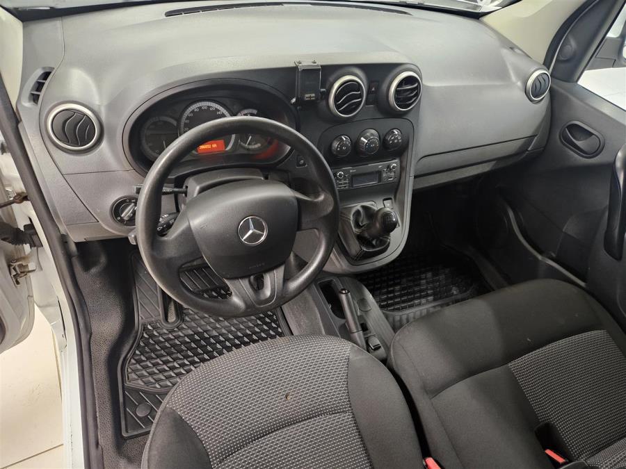 109CDI K pitkä A3/ 3 paik./ ALV/ Webasto/ Koukku/ Ilmastointi/ Cruise/ Suomiauto/ Peruutuskamera