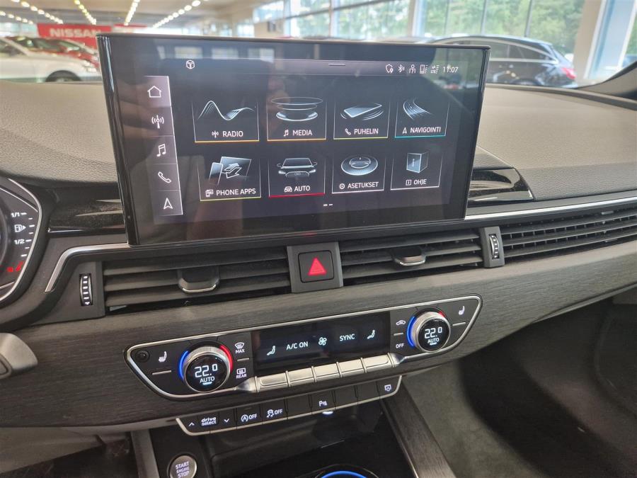 Sedan Business 35 TFSI 110kW MHEV S tronic / Webasto / Led-valot / Automaatti pitkät / Sadetunnistin