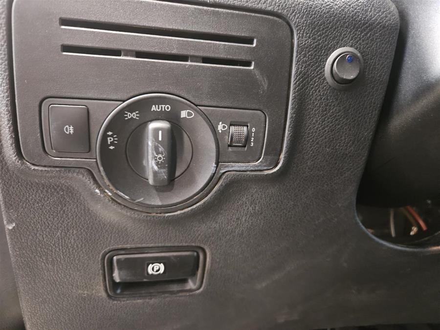 109CDI-3,05/32K keskipitkä A2 ONE/ ALV/ Webasto/ Ilmastointi/ Koukku/ Pariovet