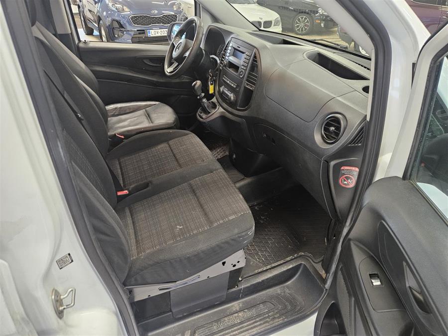 109CDI-3,05/32K keskipitkä A2 ONE/ ALV/ Webasto/ Ilmastointi/ Koukku/ Pariovet