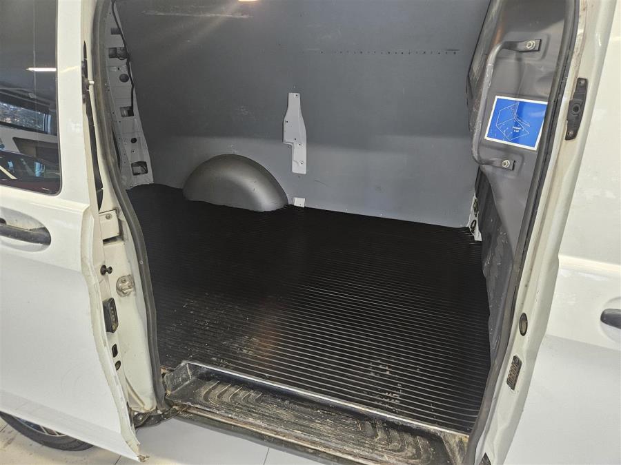 109CDI-3,05/32K keskipitkä A2 ONE/ ALV/ Webasto/ Ilmastointi/ Koukku/ Pariovet