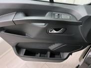 Van 2.0 dCi 170 hv aut. L2H1 Tekna / 2 x sivuovi / Webasto / Korko 0% / Navi / Kamera / Avaimeton
