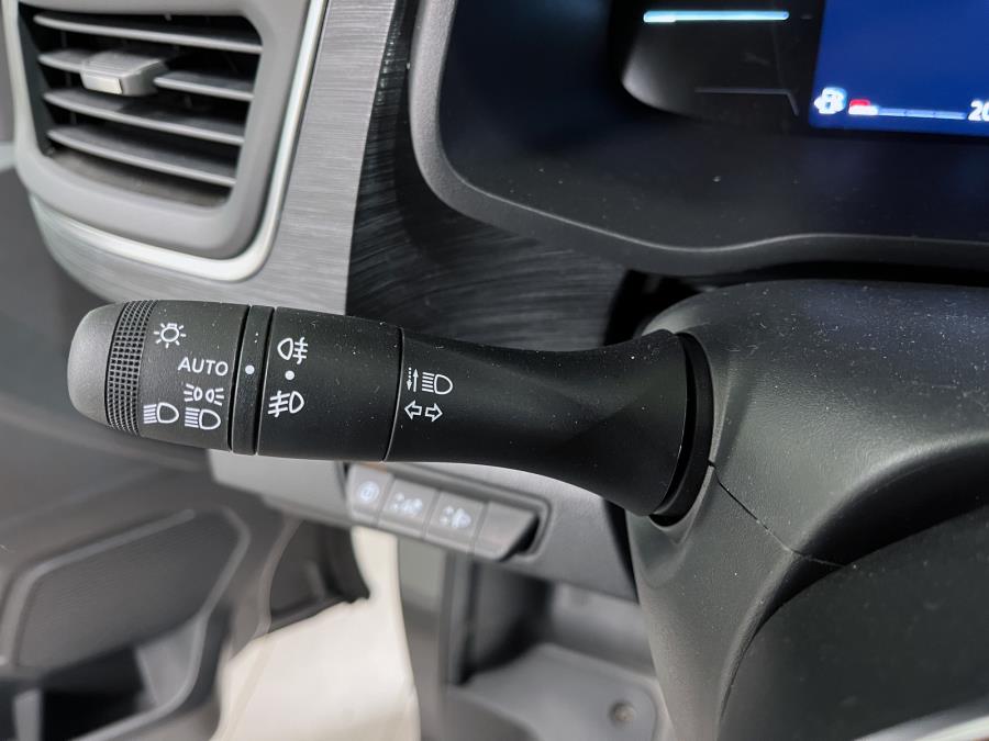 Van 2.0 dCi 170 hv aut. L2H1 Tekna / 2 x sivuovi / Webasto / Korko 0% / Navi / Kamera / Avaimeton