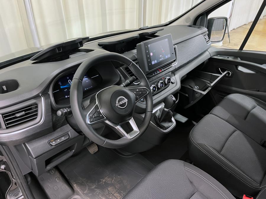 Van 2.0 dCi 170 hv aut. L2H1 Tekna / 2 x sivuovi / Webasto / Korko 0% / Navi / Kamera / Avaimeton