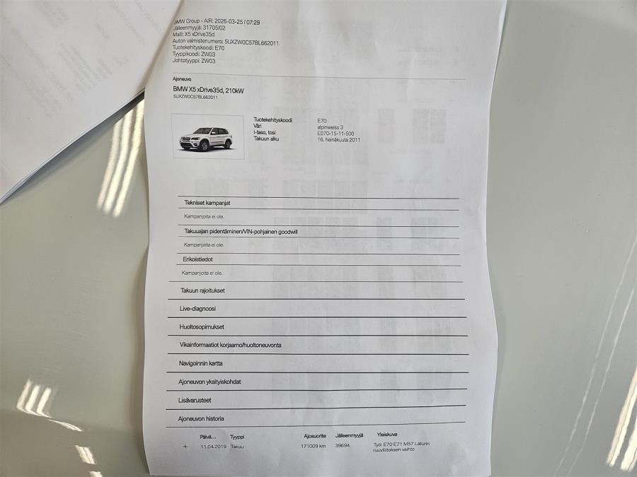 3.0d Aut E70 SAV 4x4 / Kattoikkuna / Vakionopeudensäädin / Sadetunnistin / Sähköpenkit / Nahat