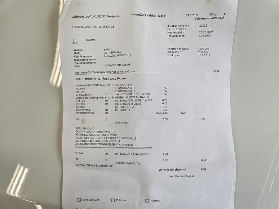 3.0d Aut E70 SAV 4x4 / Kattoikkuna / Vakionopeudensäädin / Sadetunnistin / Sähköpenkit / Nahat