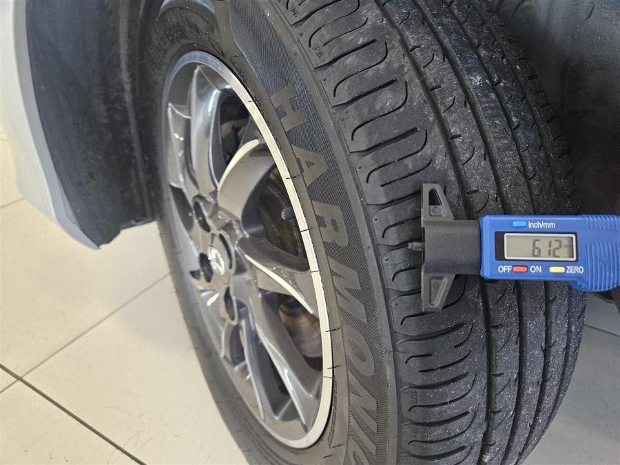1,5 Hybrid Active 5ov/ Peruutuskamera/ Automaatti ilmastointi/ Bluetooth