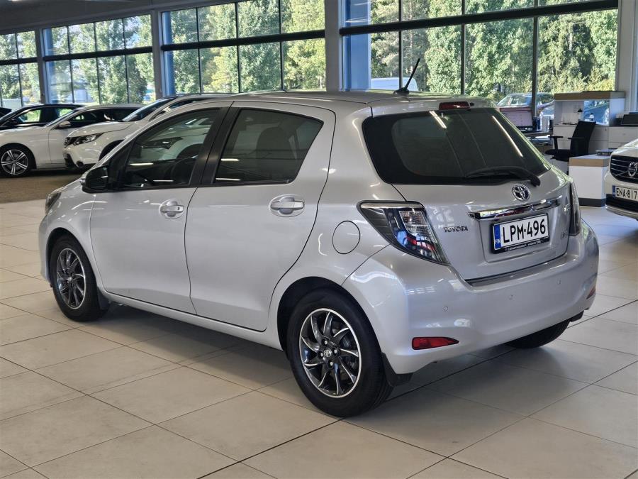 1,5 Hybrid Active 5ov/ Peruutuskamera/ Automaatti ilmastointi/ Bluetooth