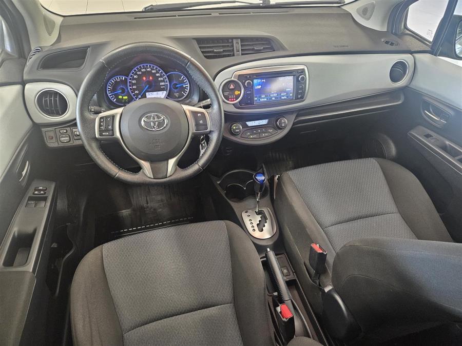 1,5 Hybrid Active 5ov/ Peruutuskamera/ Automaatti ilmastointi/ Bluetooth