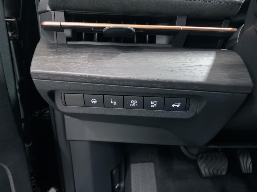87 kWh Evolve 4WD 302 hv / Korko 0 % / Matrix-LED / Lasikatto / Ilmast. muistipenkit / BOSE audio