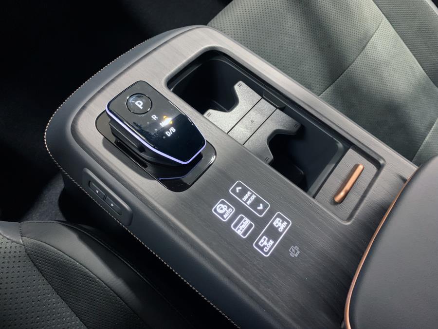 87 kWh Evolve 4WD 302 hv / Korko 0 % / Matrix-LED / Lasikatto / Ilmast. muistipenkit / BOSE audio
