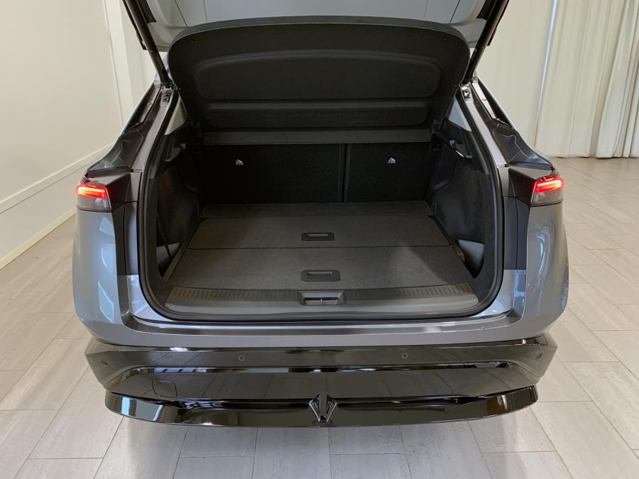 87 kWh Evolve 4WD 302 hv / Korko 0 % / Matrix-LED / Lasikatto / Ilmast. muistipenkit / BOSE audio